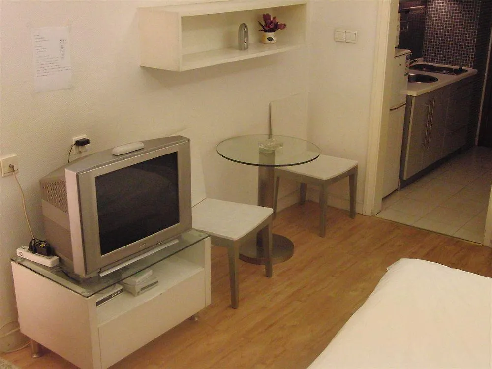 Huiyuan International Service Apartment Shanghai 3*,  China